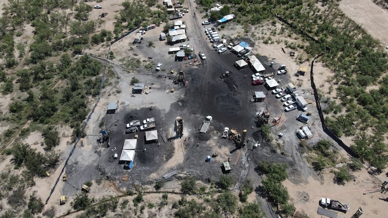 Mineros atrapados: labores de rescate suman 6 días para rescate