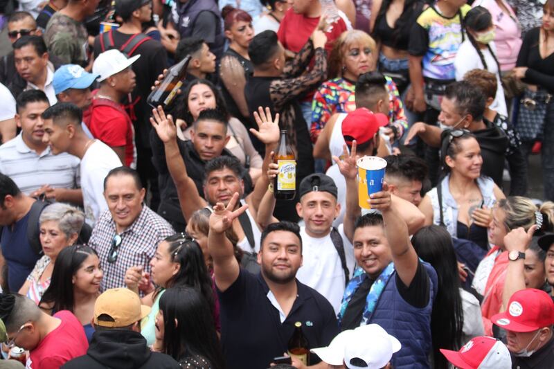 En el marco del Día de Nuestra Señora de las Mercedes, locatarios y vecinos acudieron a celebrarla en su 65 Aniversario en el Mercado de la Merced