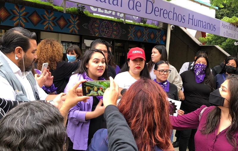 Las manifestantes adelantaron acciones legales en contra de las acciones de la autoridad.