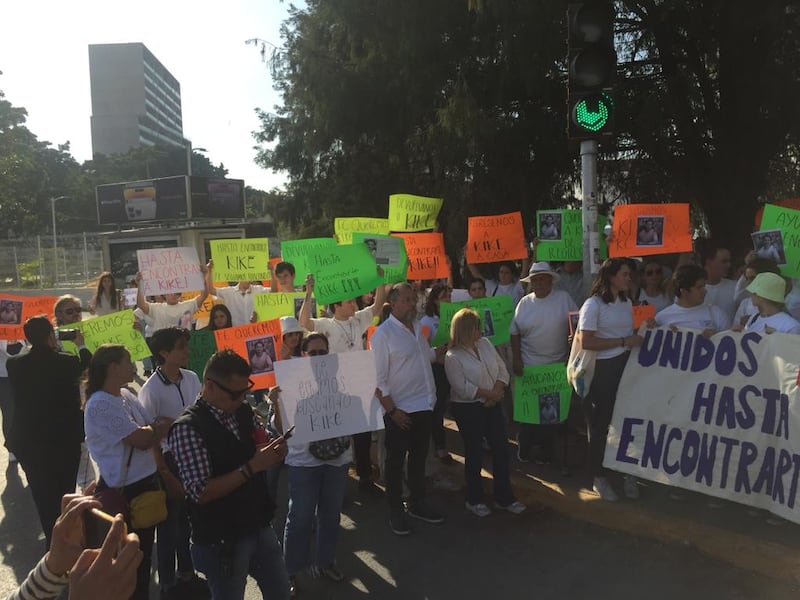 Los conocidos de los dos muchachos señalan que ya entregaron toda la información que les requirieron a la Fiscalía.