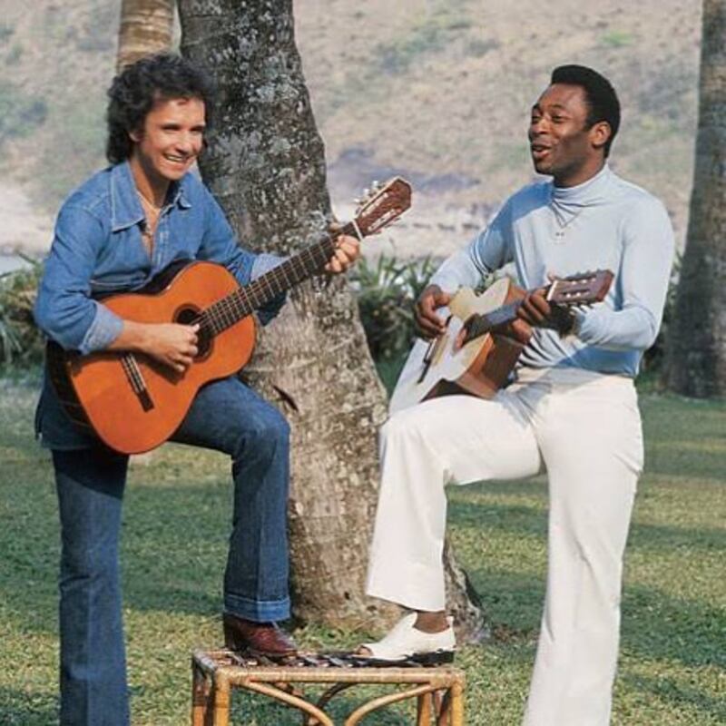 Pelé y Roberto Carlos (cantante)