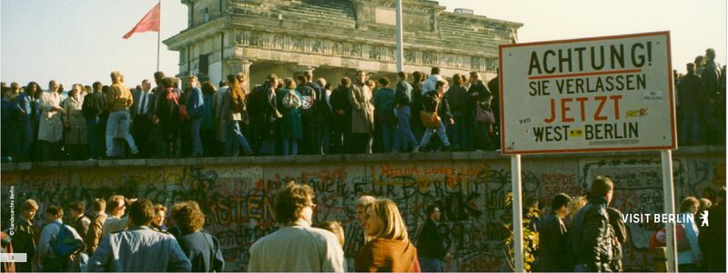 Este acontecimiento marcó el camino de la multiculturalidad y la paz entre humanos. Hoy se celebra con exposiciones, homenajes e intervenciones artísticas.