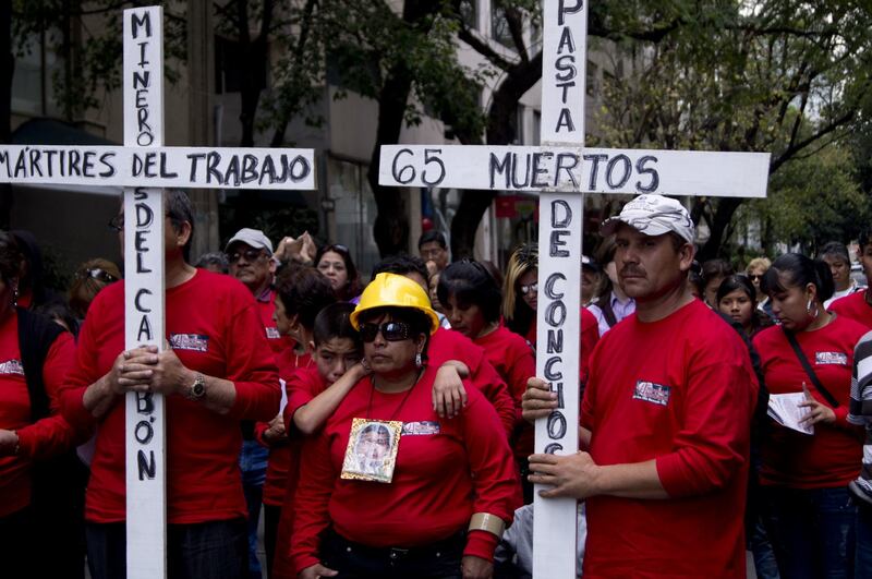 Familia Pasta de Conchos celebra rescate de primeros mineros