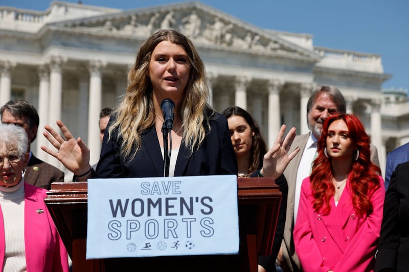 Protesta de mujeres atletas