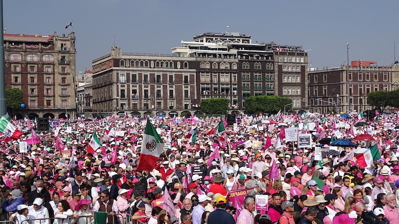 Fotos-marcha-democracia-INE-2024