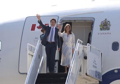 Arribo del primer ministro de Canada, Justin Trudeau y su esposa Sophie Grégoire al AIFA.