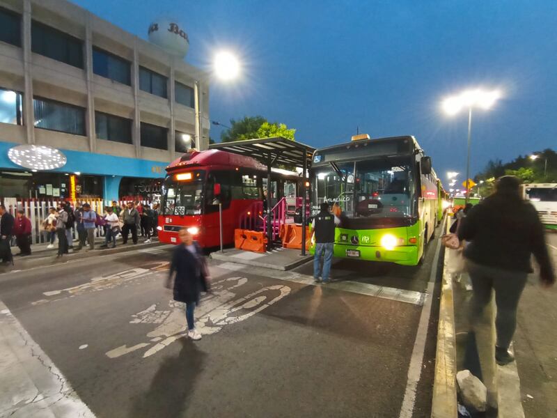 Imagen del último día del paradero provisional instalado en Atlalilco (Publimetro / Joshua Hernández)