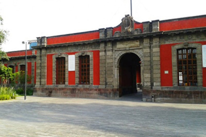 Biblioteca México