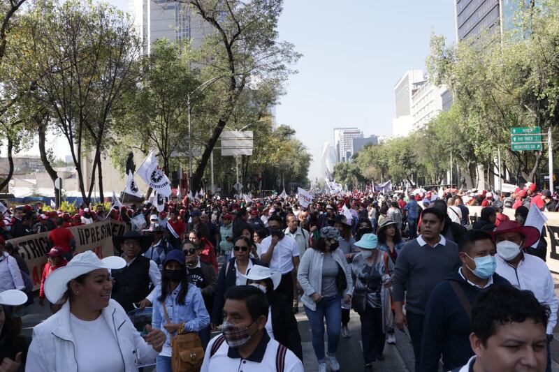 La manifestación reunió a miles de personas del Ángel de la Independencia al Zócalo capitalino. (Ángel Cruz/ Publimetro)