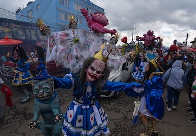 Arranca el desfile de las Momias en Almoloya de Juárez