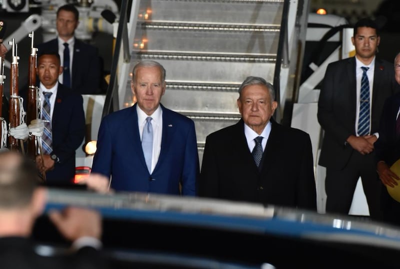 Biden llega a México.