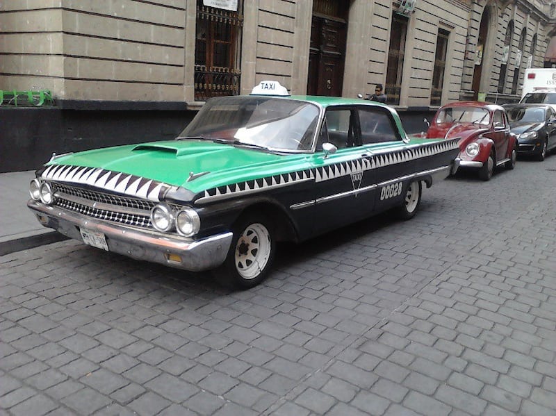 Auto antiguo en la CDMX