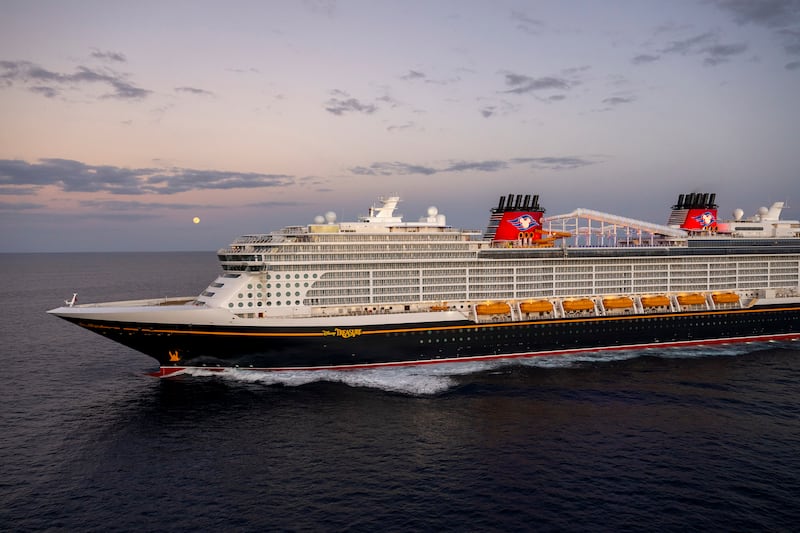 El nuevo crucero de Disney combina entretenimiento de clase mundial, gastronomía excepcional y la magia de tus historias favoritas