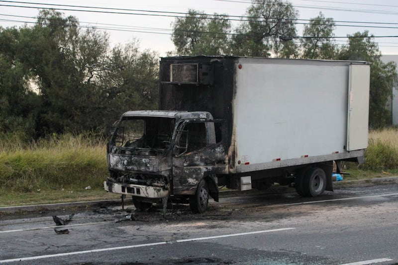 Detención de personas armadas desata violencia en Celaya