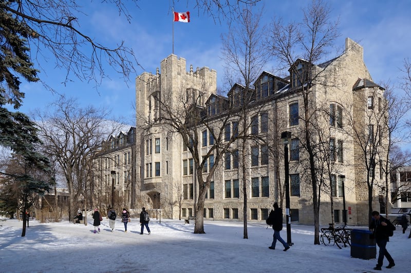 Oportunidad. A pesar de las medidas tomadas por el gobierno de Canadá donde limitó los permisos de estudiantes internacionales por dos años, el país seguirá recibiendo a miles de connacionales