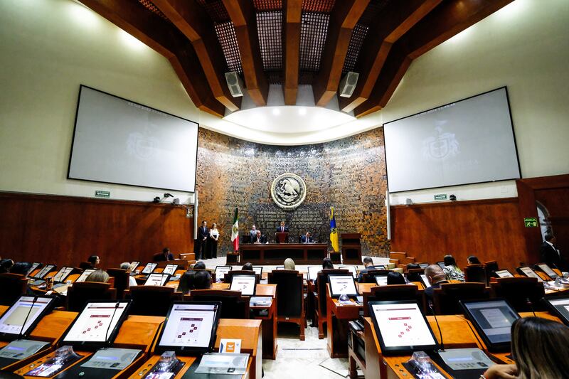 La LXIII Legislatura realizó 83 sesiones de pleno y se presentaron mil 700 iniciativas.