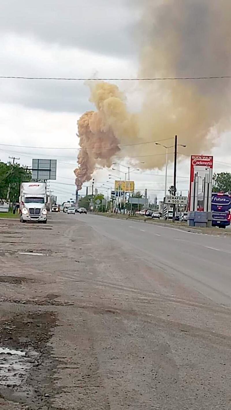 La cortina de humo era visible desde varios kilómetros a la redonda.