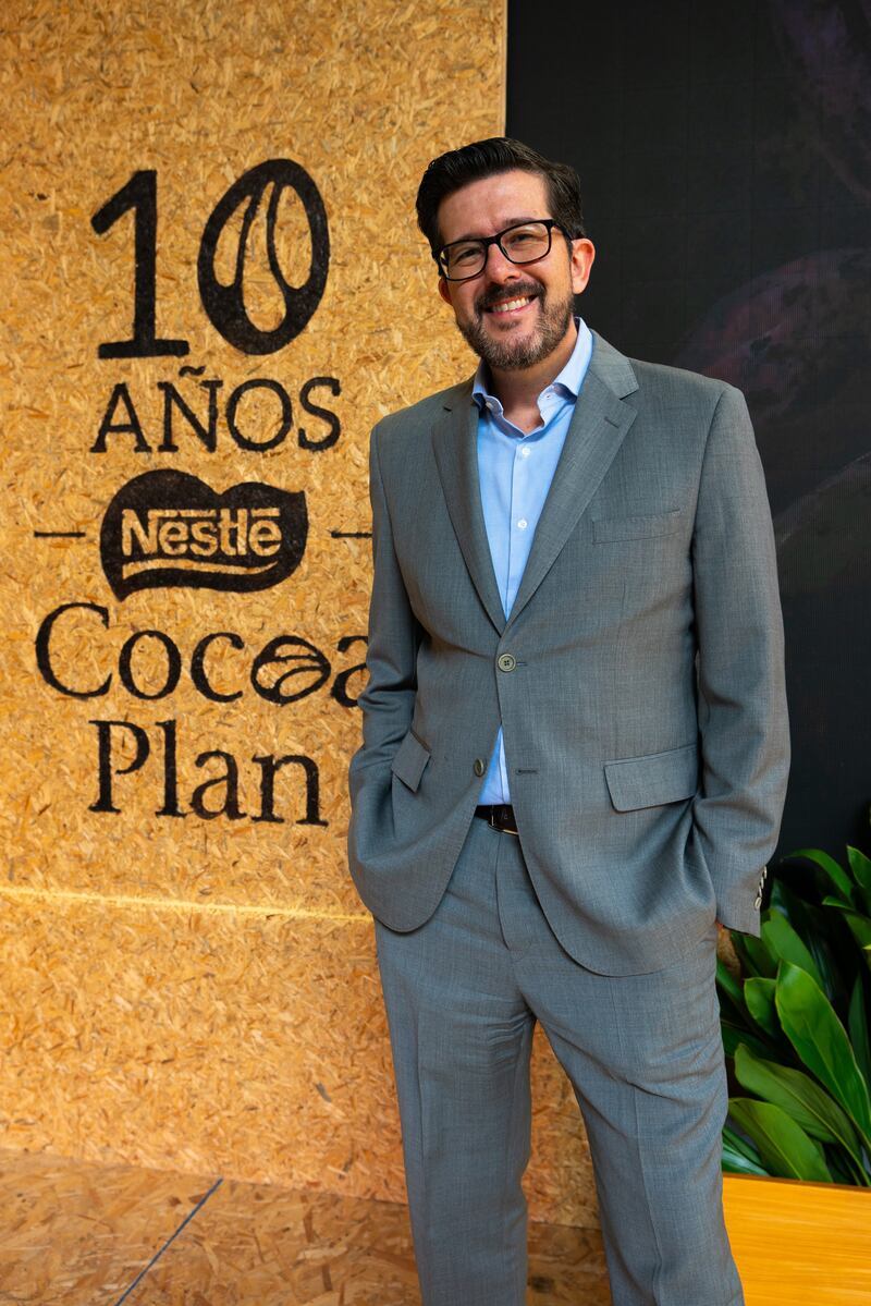 Esta serie se compone de cuatro episodios donde Markus Martínez Burman, fotógrafo documental y explorador de National Geographic, revelará todo lo que hay detrás del cacao