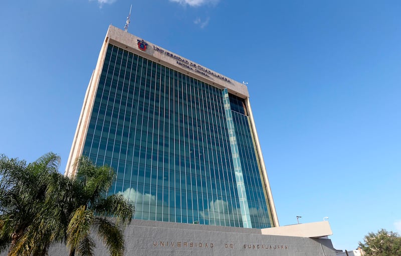 La Universidad acusó que el Congreso cedió a presiones externas para castigarlos presupuestalmente.