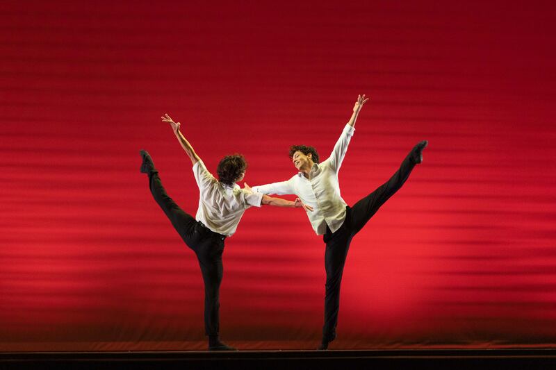 Isaac y Esteban Hernández fueron los anfitriones de la gala de ballet en la Ciudad de México.