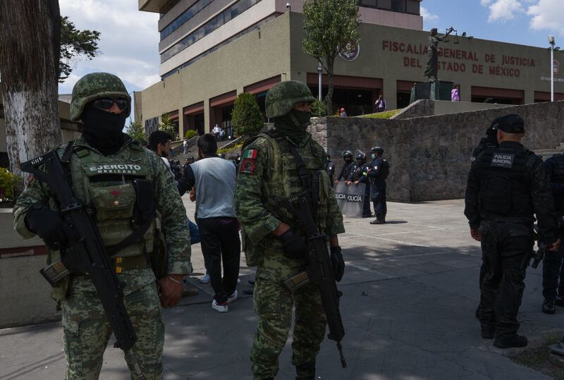 Ricardo Monreal reconoce que no hay consenso para que Ejército siga en las calles