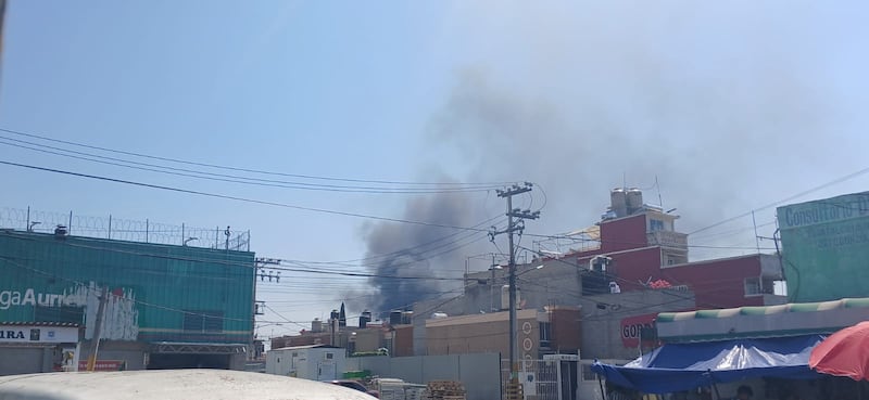 Incendio en Ecatepec: Esto es lo que se quemó cerca de la México-Pachuca el domingo