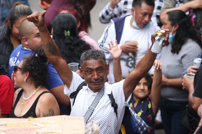 En el marco del Día de Nuestra Señora de las Mercedes, locatarios y vecinos acudieron a celebrarla en su 65 Aniversario en el Mercado de la Merced