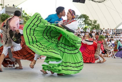 Arrancan las fiestas de Lunes de Cerro en la Guelaguetza 2024