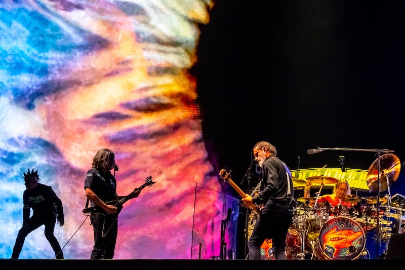 La banda de rock progresivo convocó a miles de fans