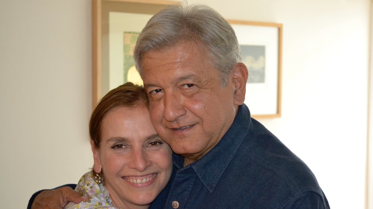 Su esposa le dedicó un sentido mensaje a seis años de su victoria en las urnas. (Vía Beatriz Gutiérrez Müller)