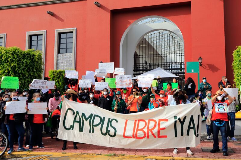 Estudiantes de la Udlap continuarán con clases a distancia