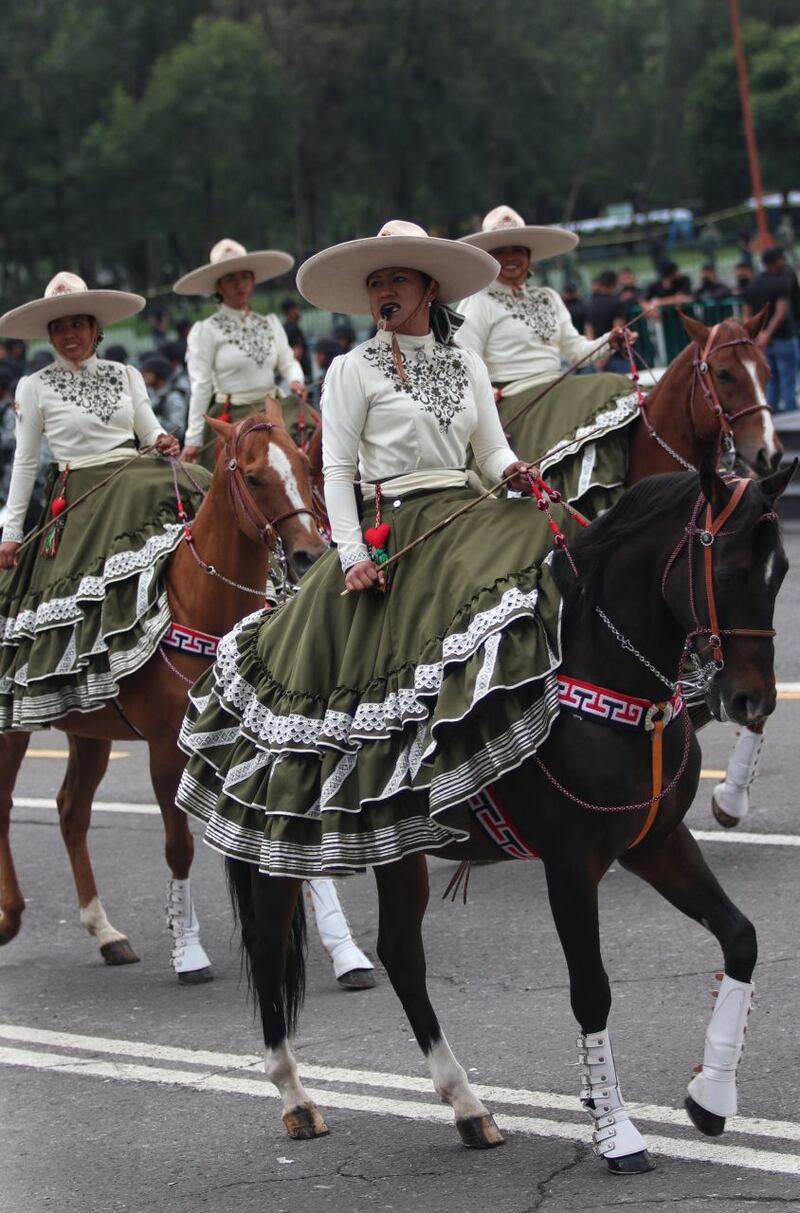 Desfile militar: Guardia Nacional y militares ensayan