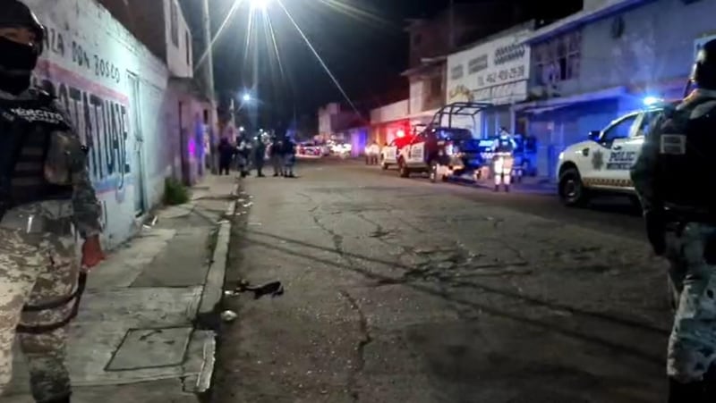 Ataque armado en bar de Irapuato deja al menos 11 muertos