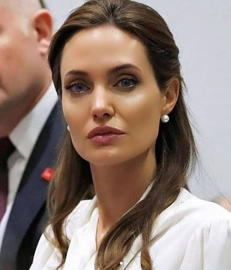 Angelina Jolie denuncia discriminación médica hacia sus hijos