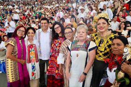 Arrancan las fiestas de Lunes de Cerro en la Guelaguetza 2024