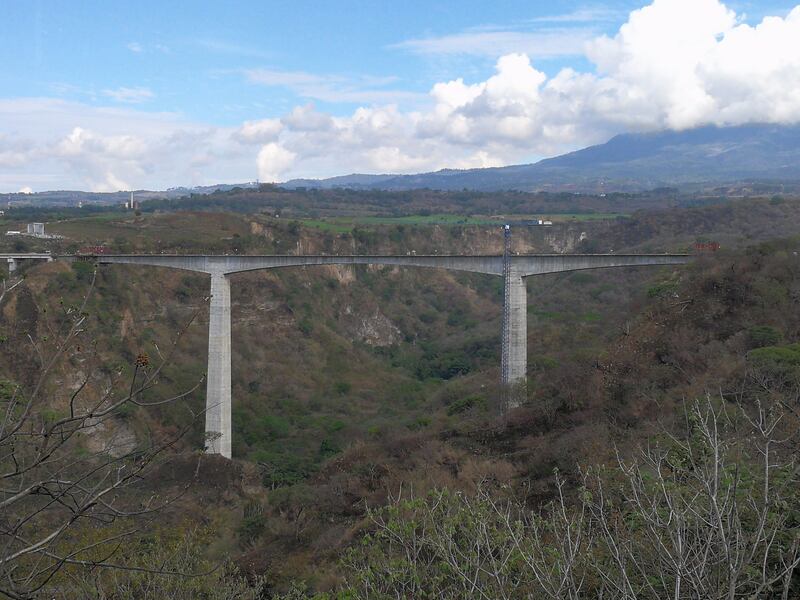 Las obras en el nuevo tramo de la autopista superaron los tres mil millones de pesos.