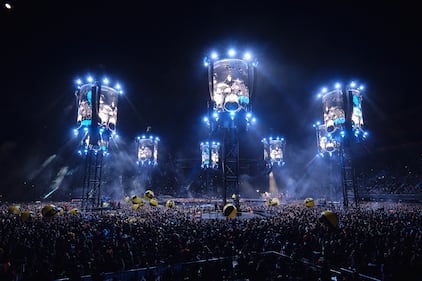 Luego de esperar casi siete años, Metallica regresó a México para reencontrarse con sus fanáticos en el recién inaugurado Estadio GNP Seguros de la Ciudad de México, el cual fue testigo de una noche legendaria, en donde la agrupación realizó un recorrido por algunas de las etapas que marcaron su carrera a través de discos como ‘Master of Puppets’ y ‘Ride the Lightning’.