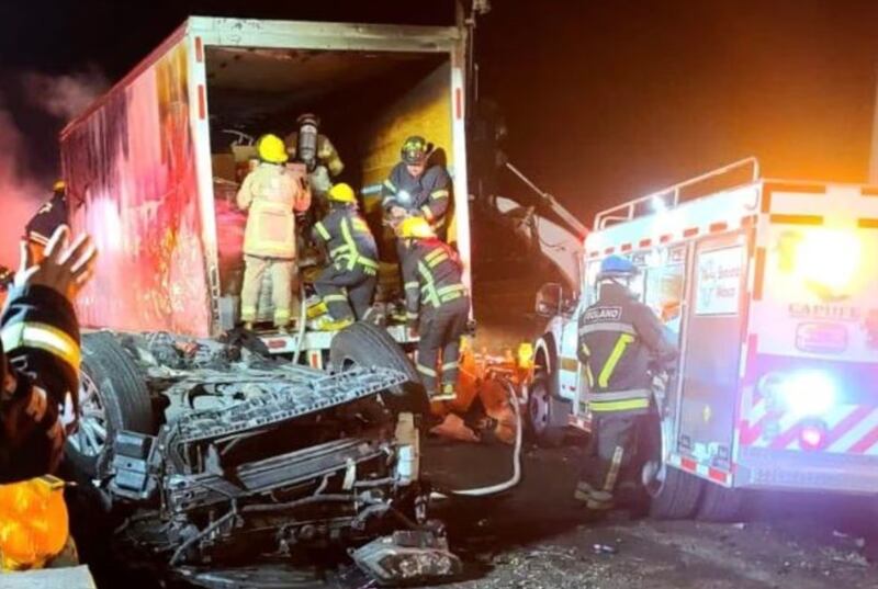 Choque en la México-Cuernavaca deja 2 muertos