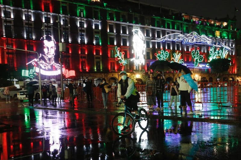 Zócalo CDMX preparativos para la fiesta patria 2022