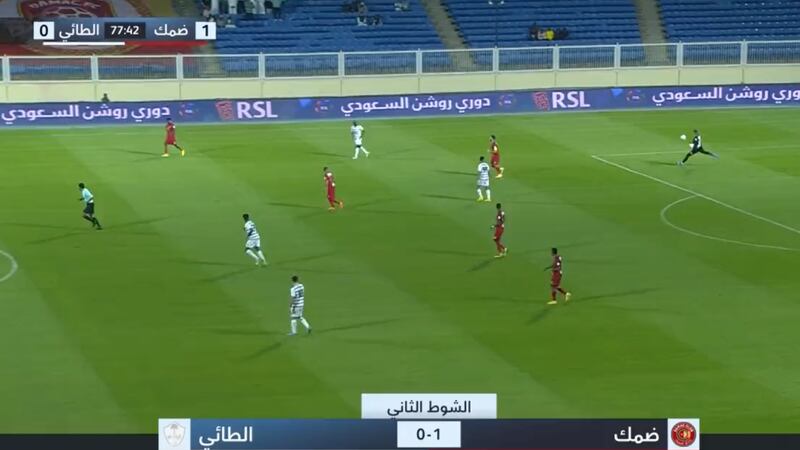 El arquero Moustapha Zeghba anotó un golazo en la iiga de Arabia Saudita