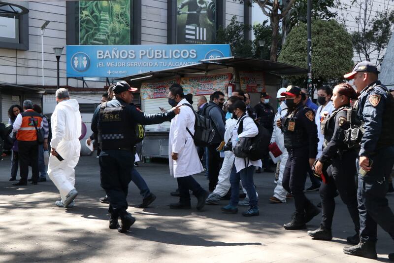 Cortocircuito en la estación Barranca del Muerto de la Línea 7.