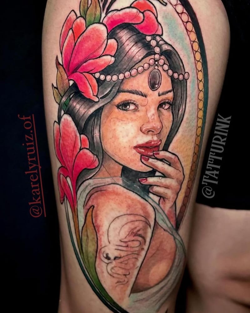 Tatuaje de Karely Ruiz, Instagram: @karelyruiz.of