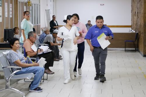 Puebla busca dar a 3 mil 400 trabajadores de la salud mejor salario y prestaciones