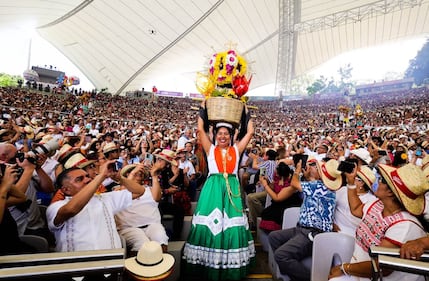 Arrancan las fiestas de Lunes de Cerro en la Guelaguetza 2024