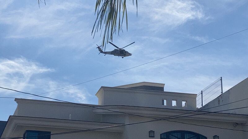 Helicópteros estuvieron sobrevolando a baja altura durante este operativo castrense.