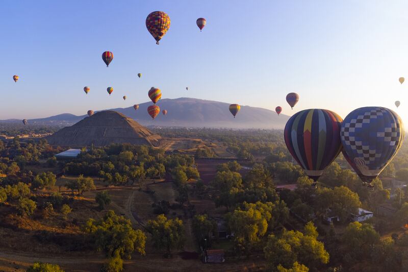 Imagen ilustrativa. Globos aerostáticos en Teotihuacán.