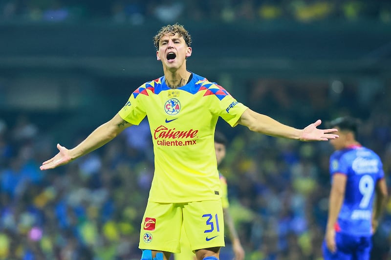 Igor Lichnovsky se encuentra en negociaciones con el América.