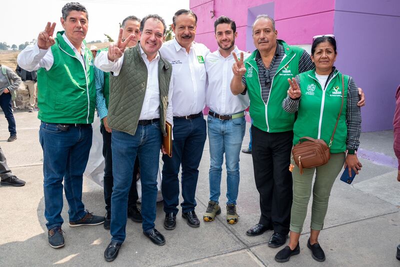 Delfina Gómez y Pepe Couttolenc quisieron firmar este pacto ambientalista con esta ceremonia ancestral.