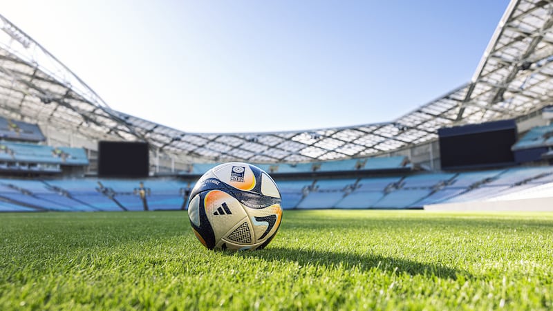 Balón Mundial Femenil