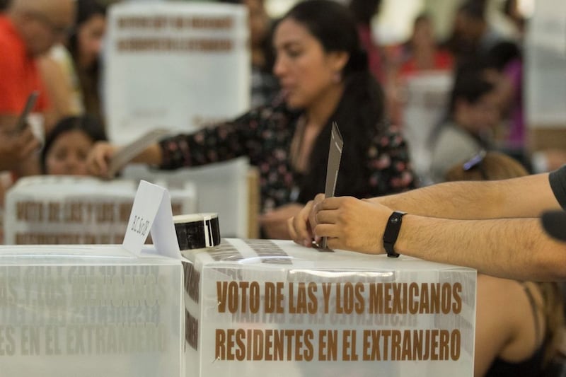 ¿Qué mexicanos en el extranjero pueden votar en estas elecciones?